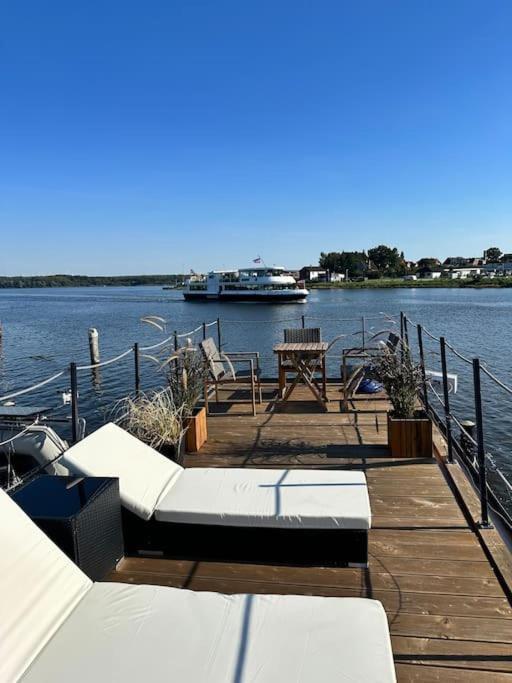 Premium Hausboot Trave Traum Lübeck Exterior foto